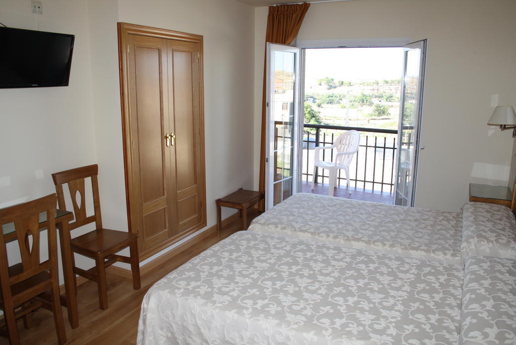 Hotel Mar De Aragon Caspe Esterno foto